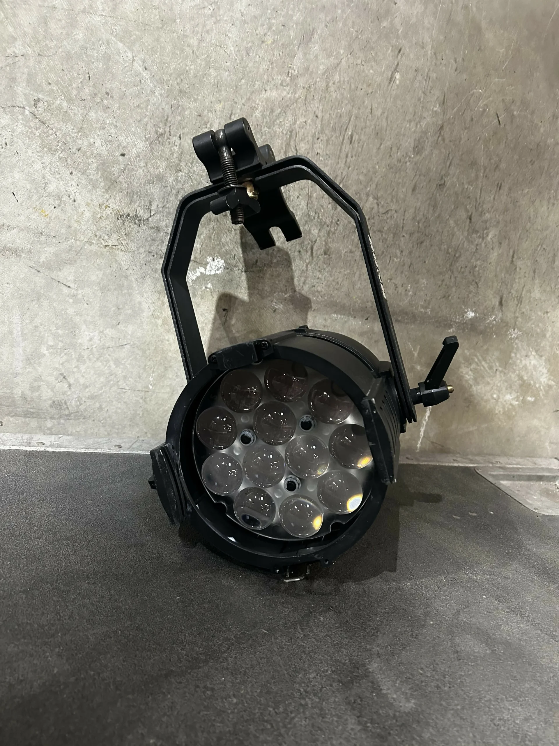 Rush Par-2 RGBW Zoom