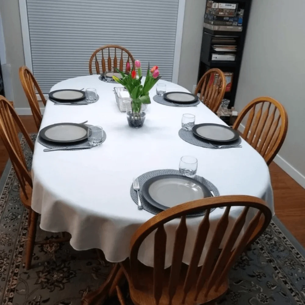 Spun Poly Oval Tablecloth